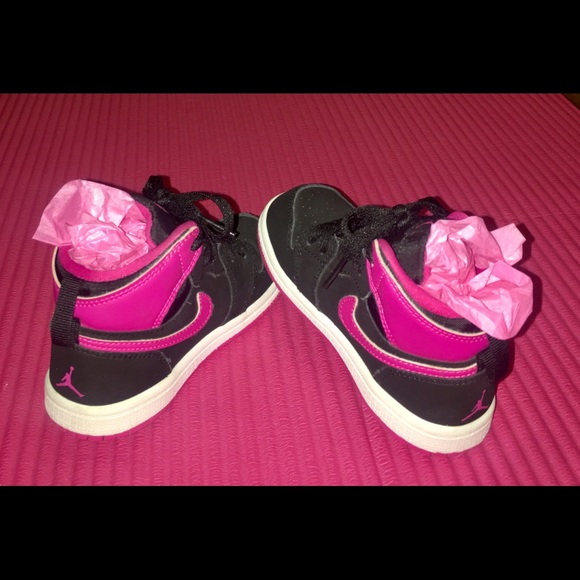 SOLD - Picture 4 of 5